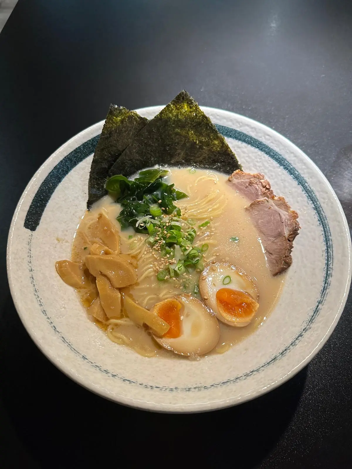 Schüssel Ramen bei DonMono Ramen in Wien